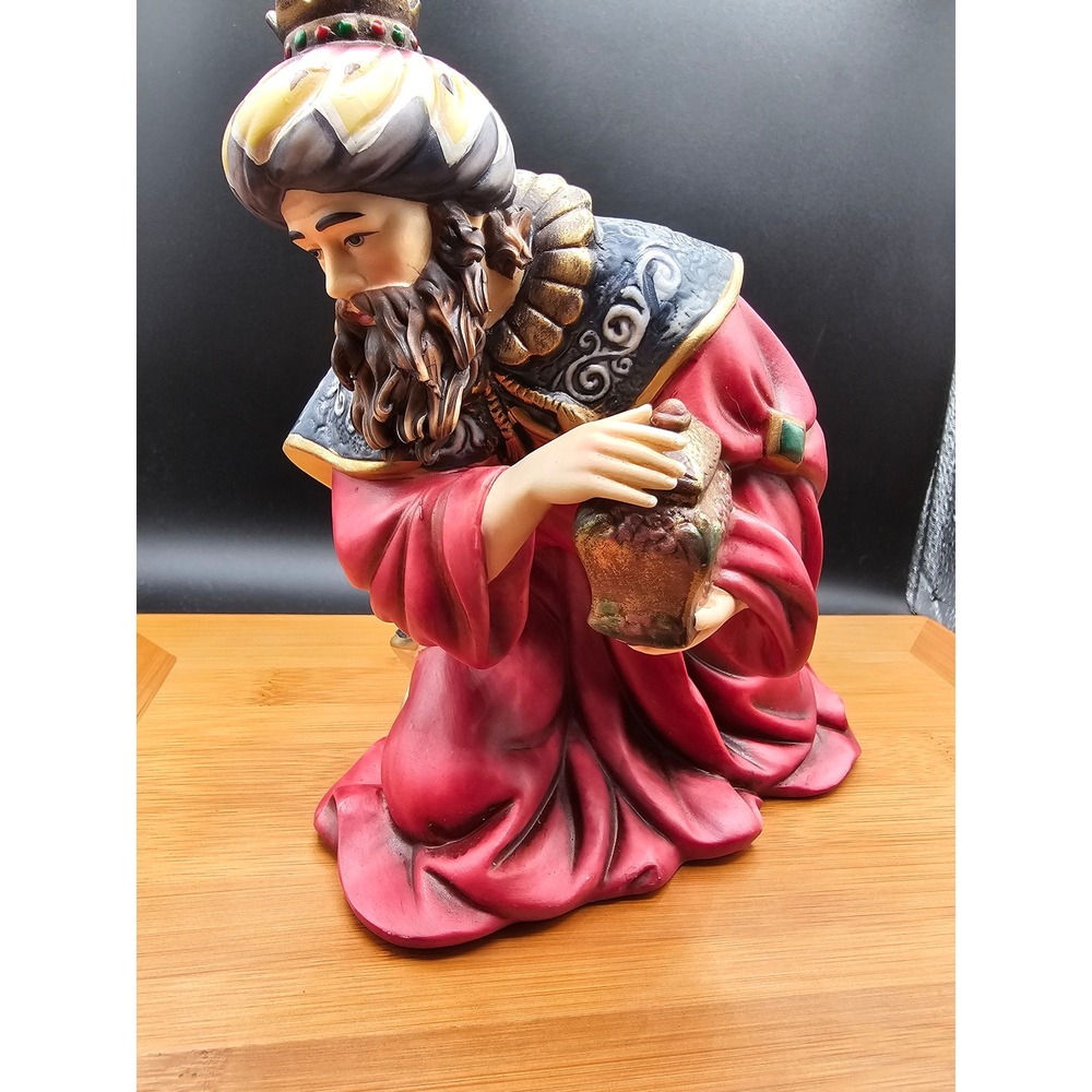 Grandeur Noel 2002 Porcelain Nativity Wise Man Balthazar Kneeling King Figurine